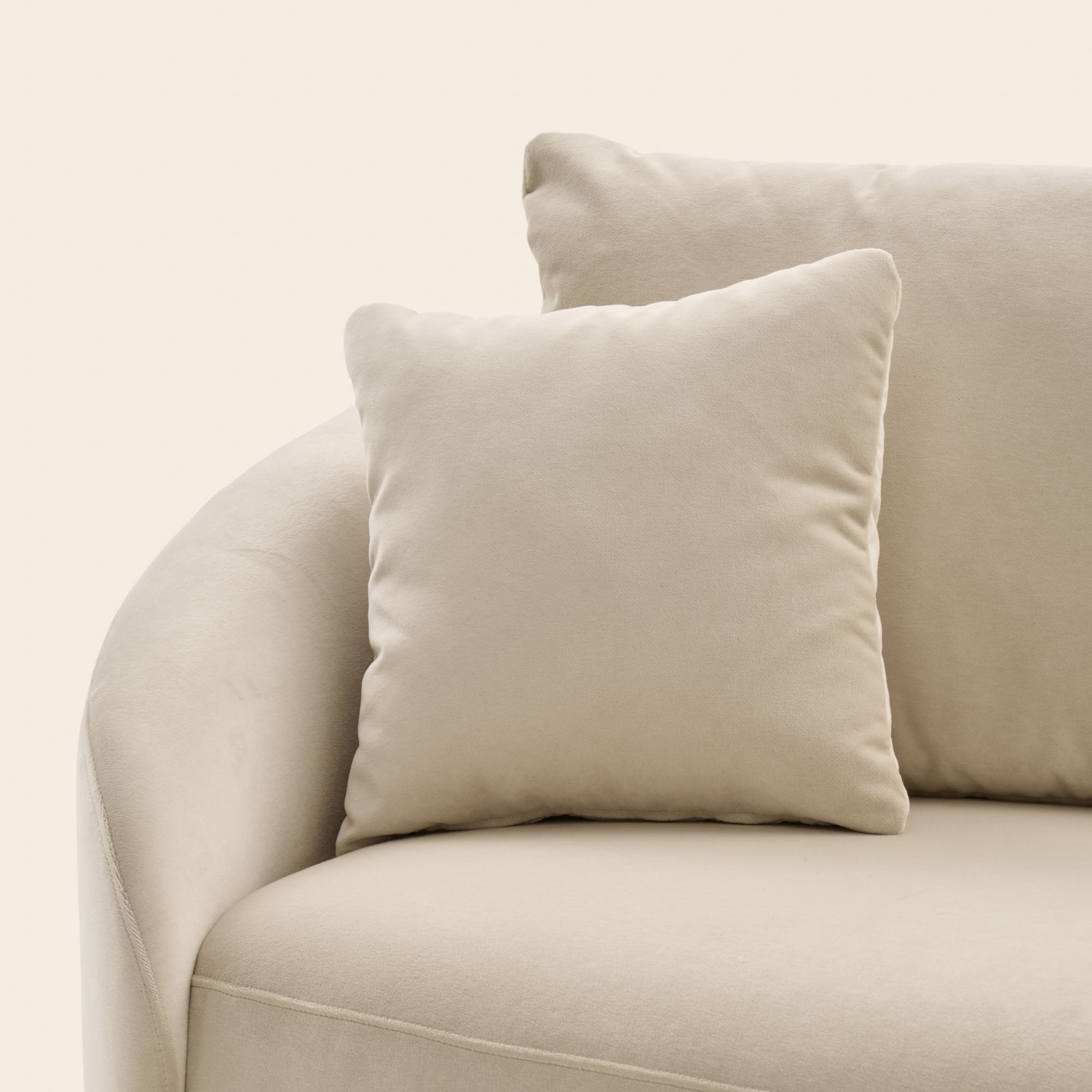 Fauteuil JULIKA velours sable doux