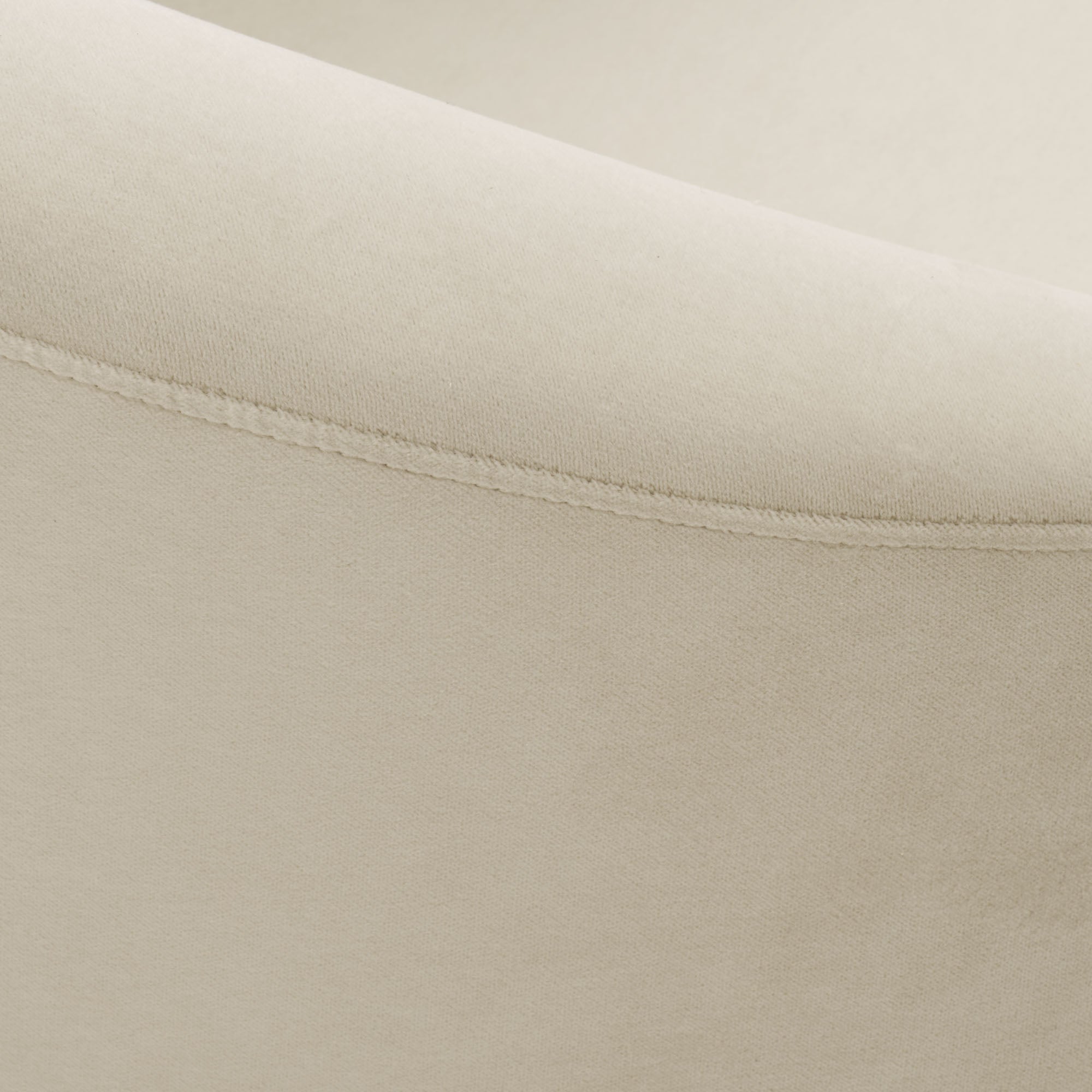 Fauteuil JULIKA velours sable doux