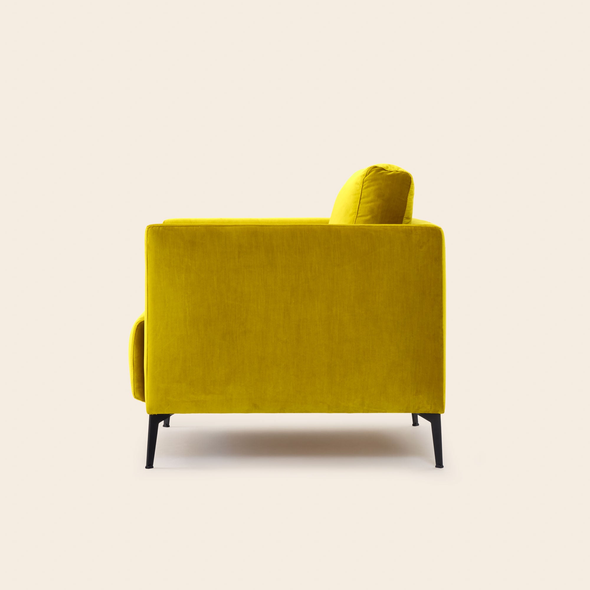Fauteuil ODELLE velours jaune sulfure