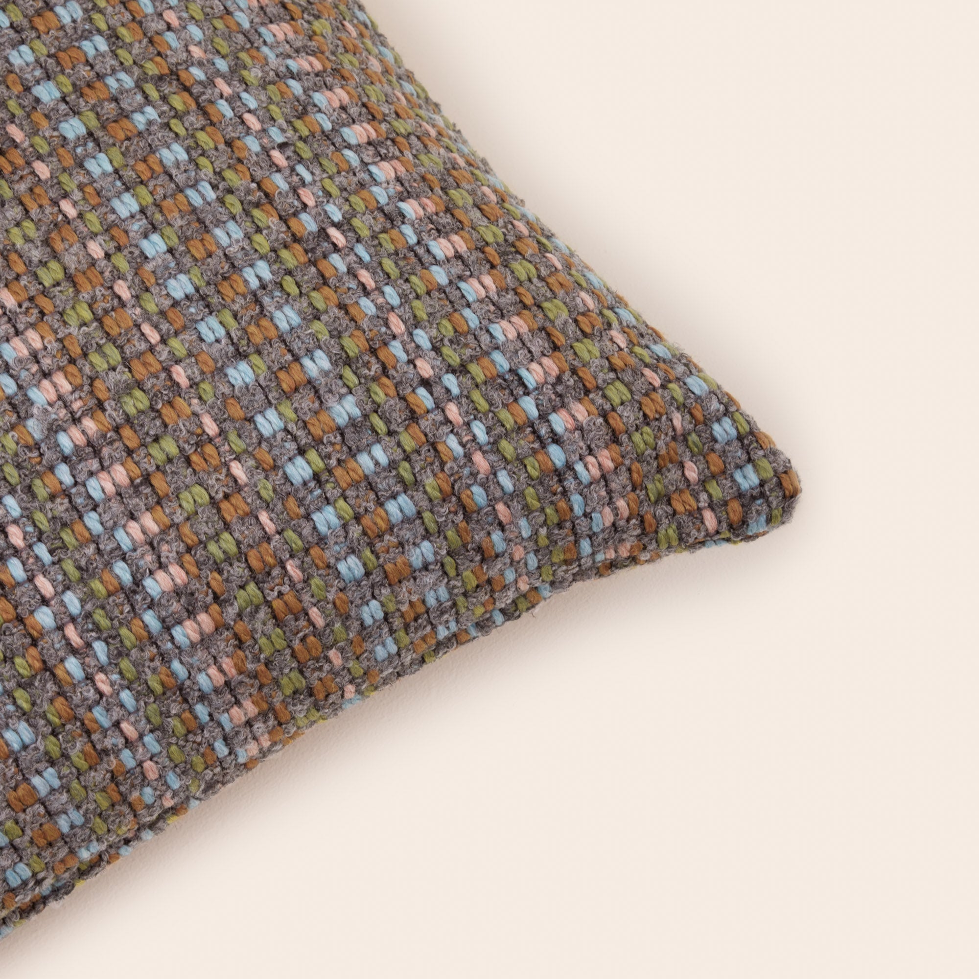Coussin en Coton, de couleur Crème, 42x42x10 cm Coussin en Coton, de couleur Crème, 42x42x10 cm