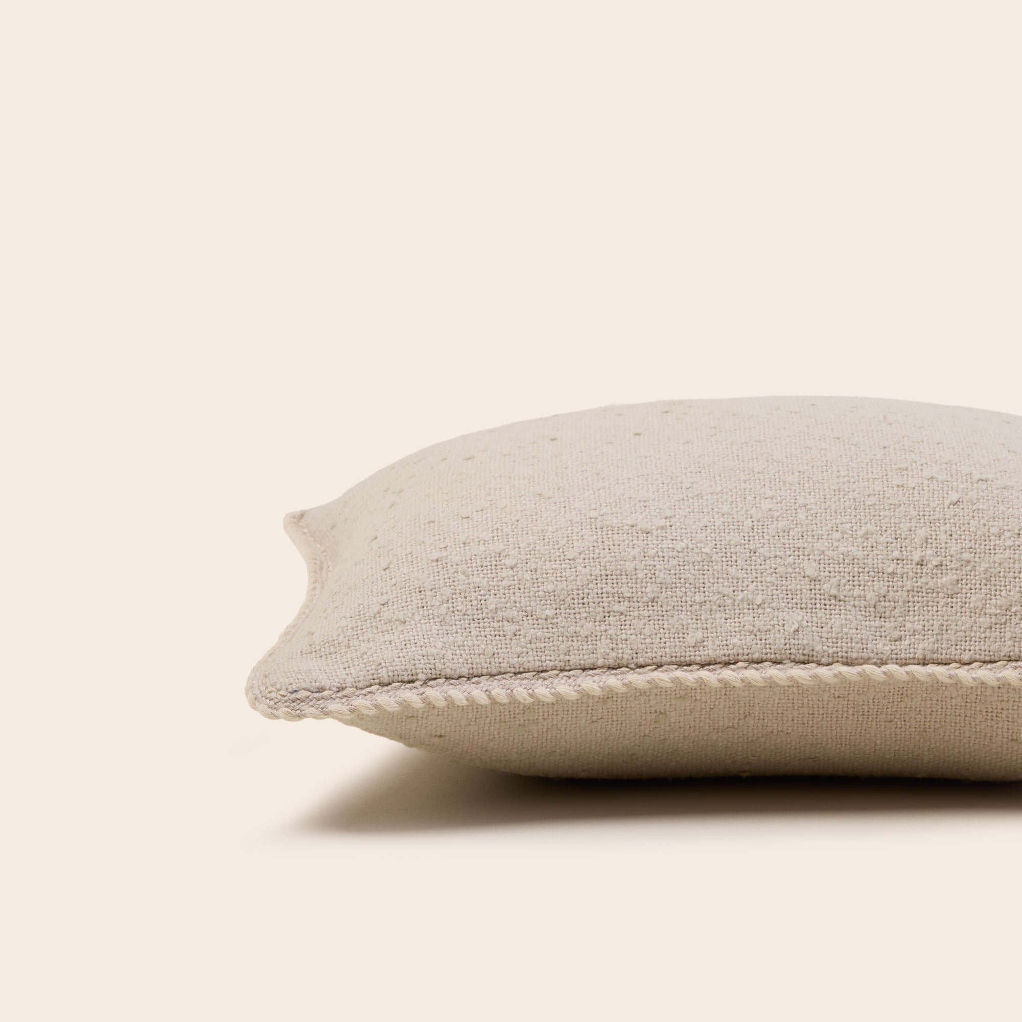 Housse de coussin GANJI calcaire