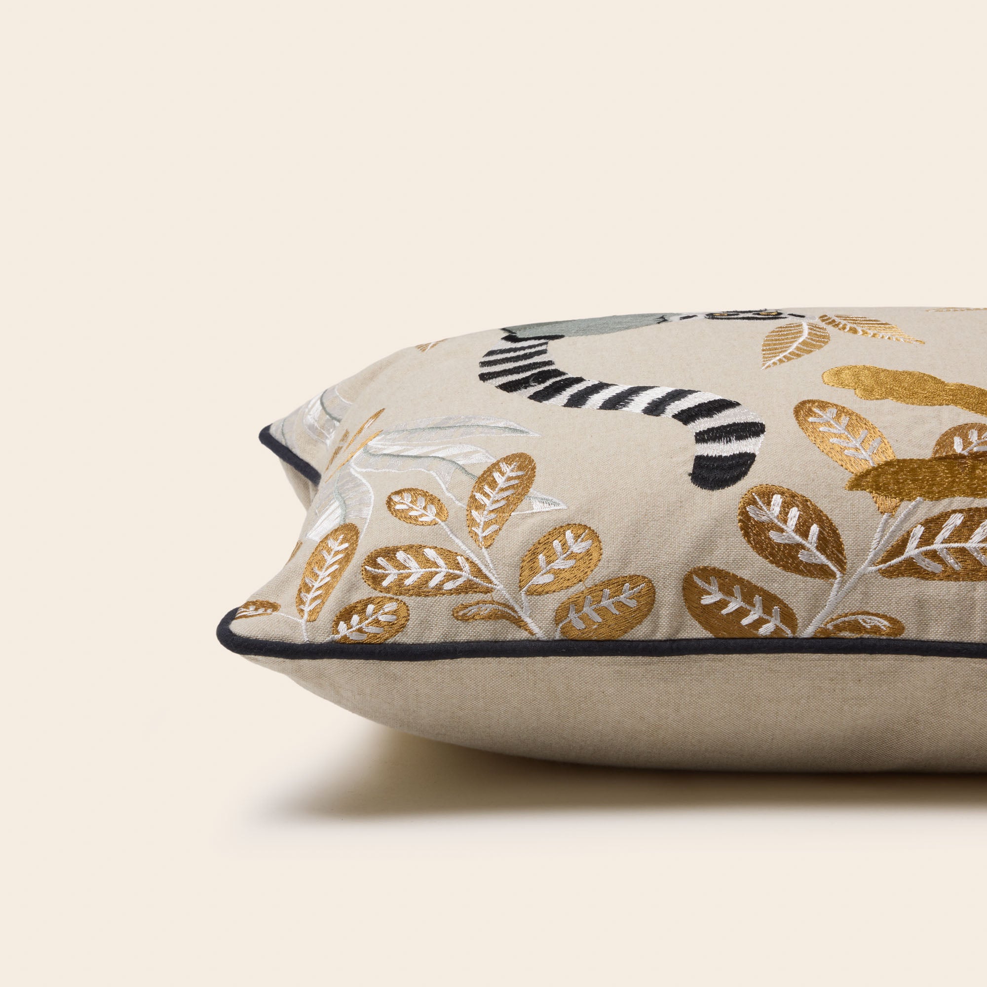 Housse de coussin MADAGASCAR naturel et ocre