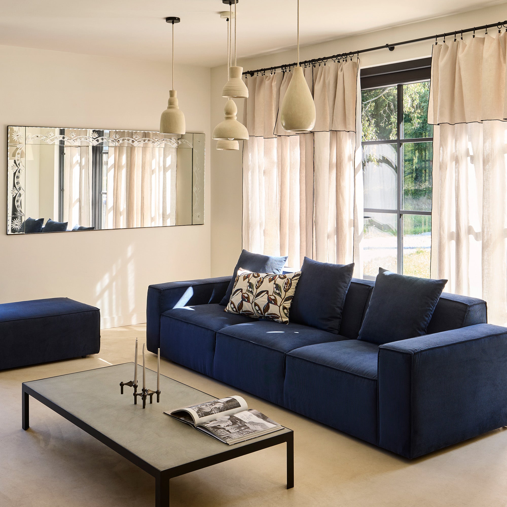 listing_hover | mobile_slider