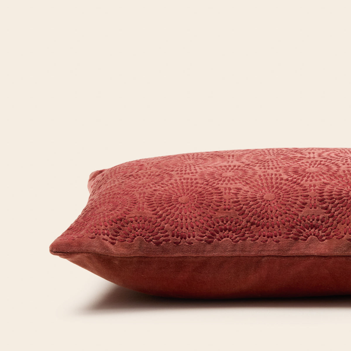 SOLAYA red earth cushion cover