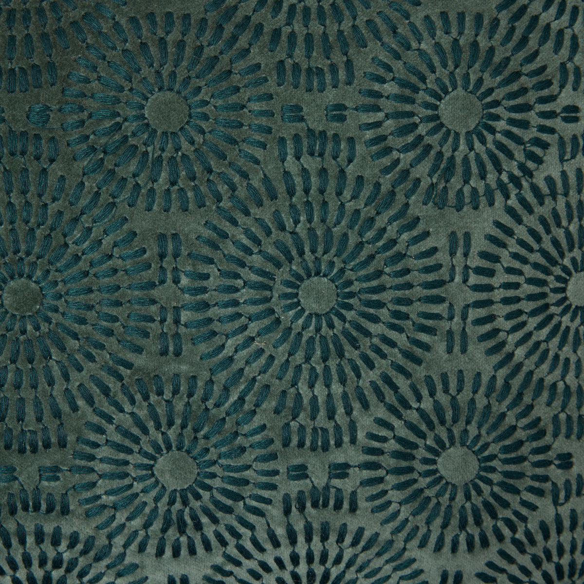 SOLAYA green laurel cushion cover