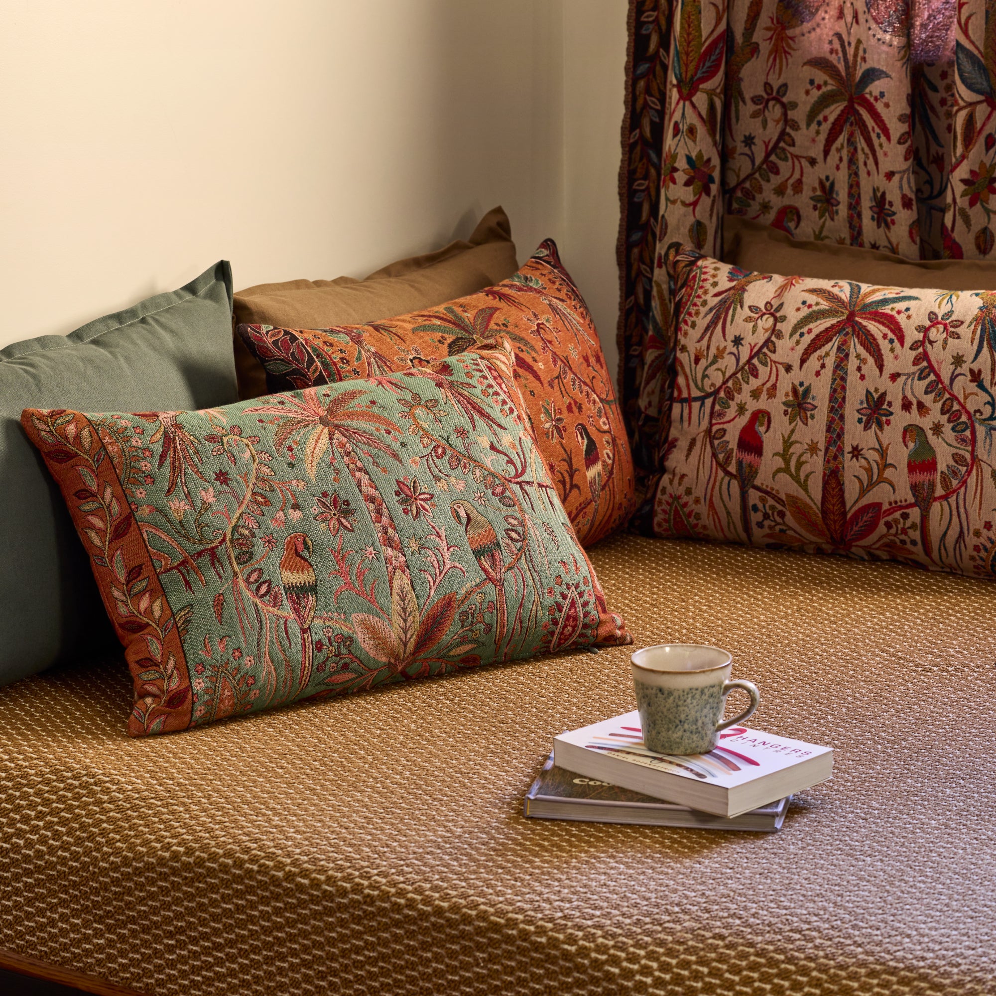 Housse de coussin SUNDARI turquoise et multicolore