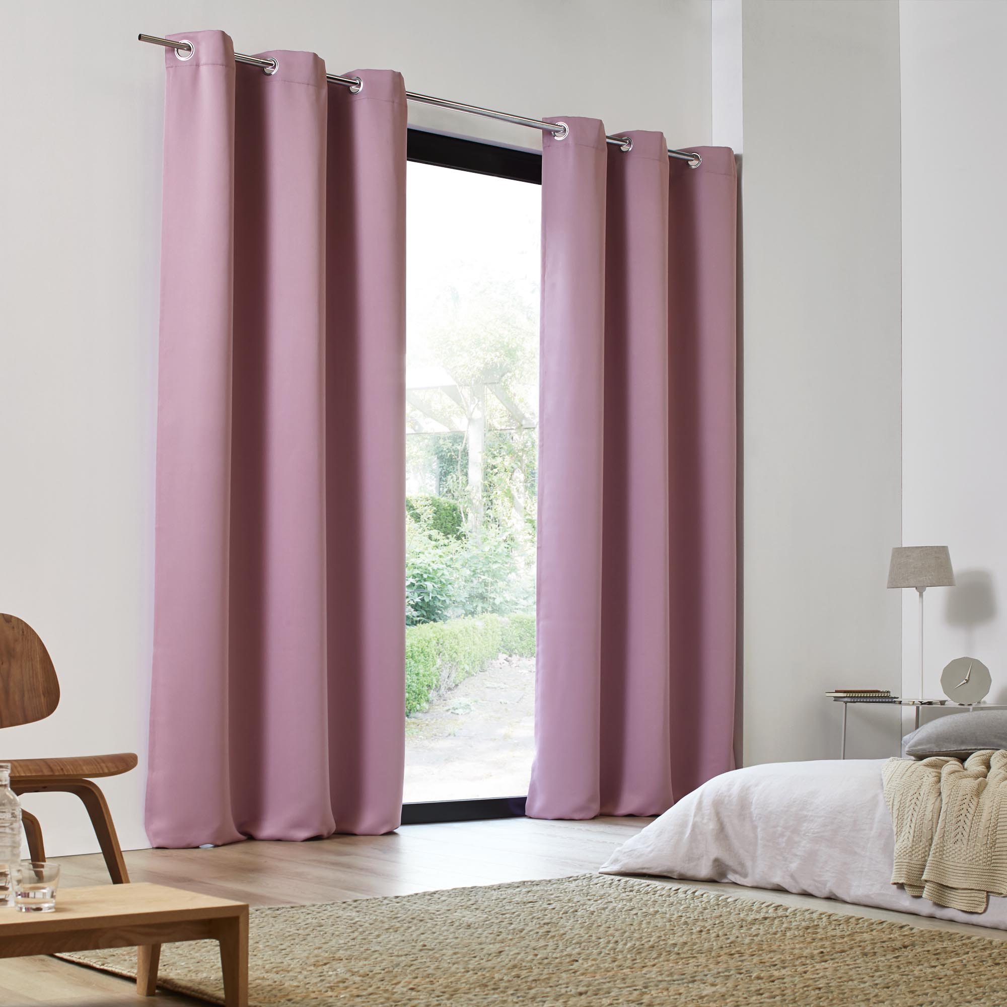 Lot de 2 rideaux occultants à oeillets BLACKOUT rose