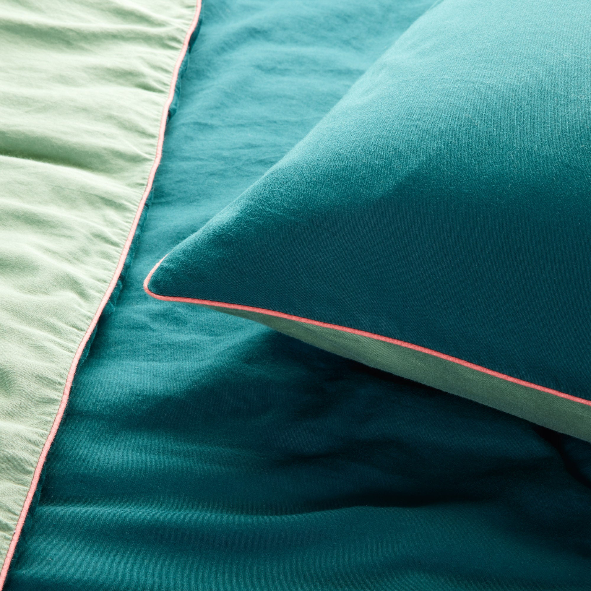 Lot de 2 taies d'oreiller ADEN vert loden et corail