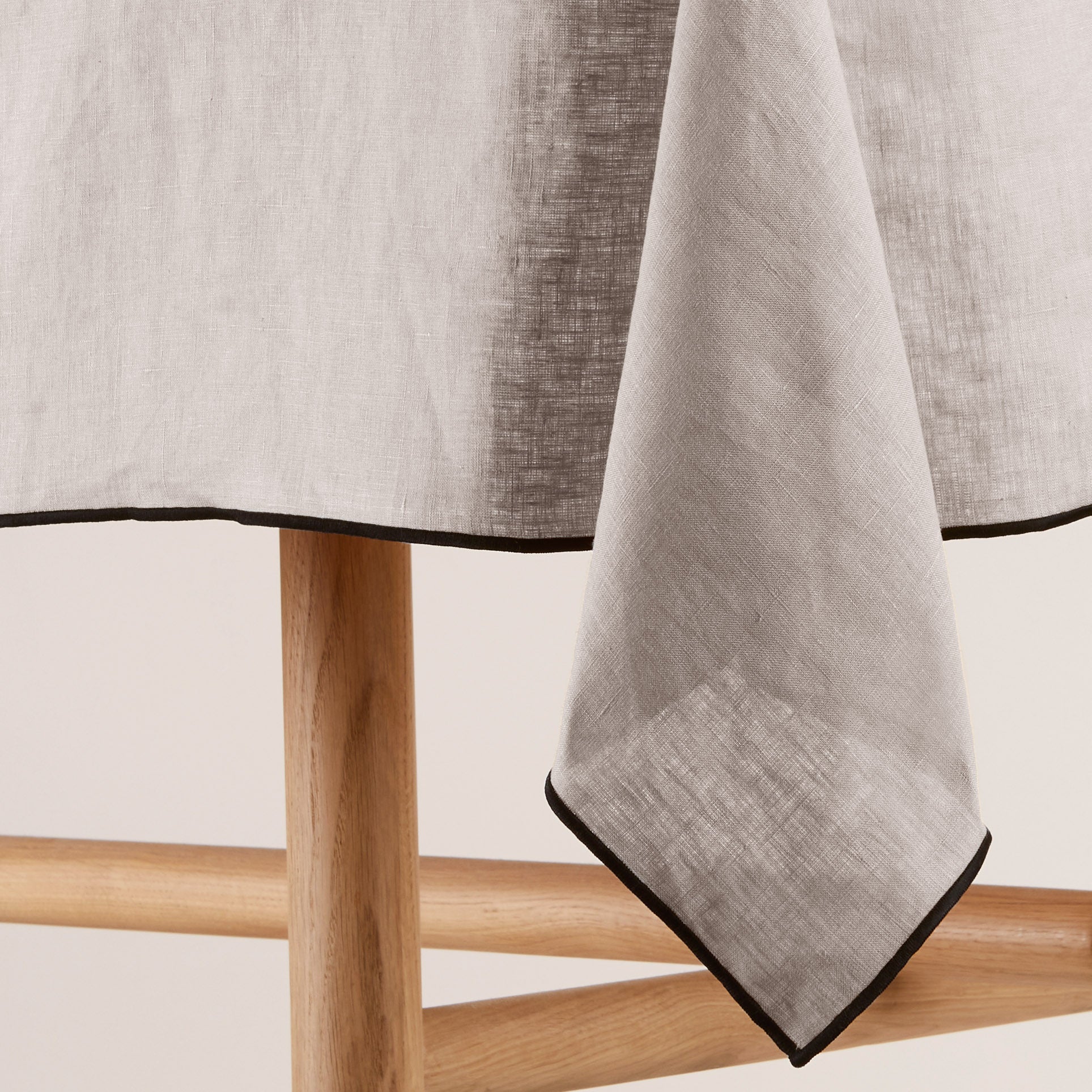 Nappes Brodees Anciennes d'occasion Nappes Brodees Anciennes d'occasion
