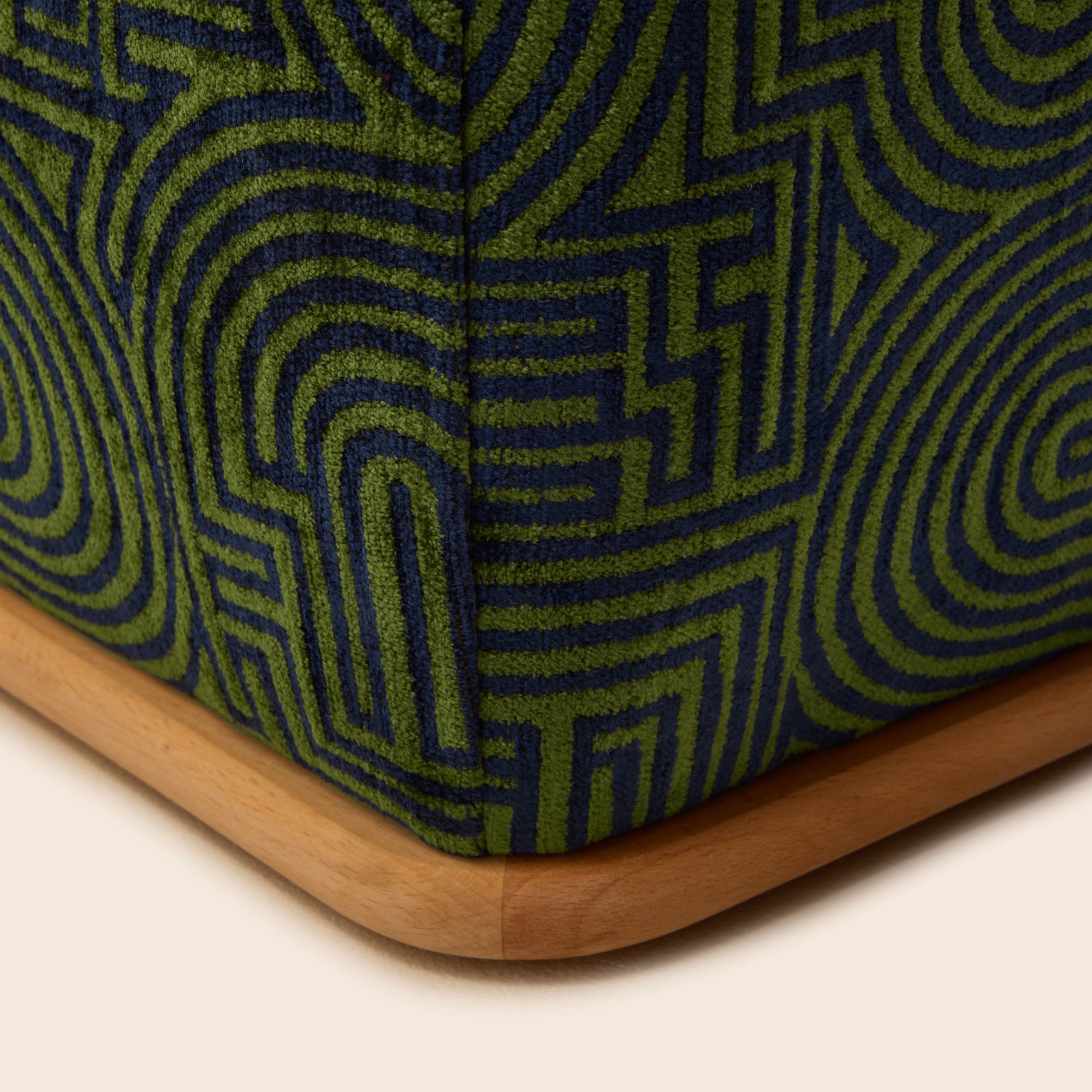 Pouf ARNEL klark bleu nuit et vert olive