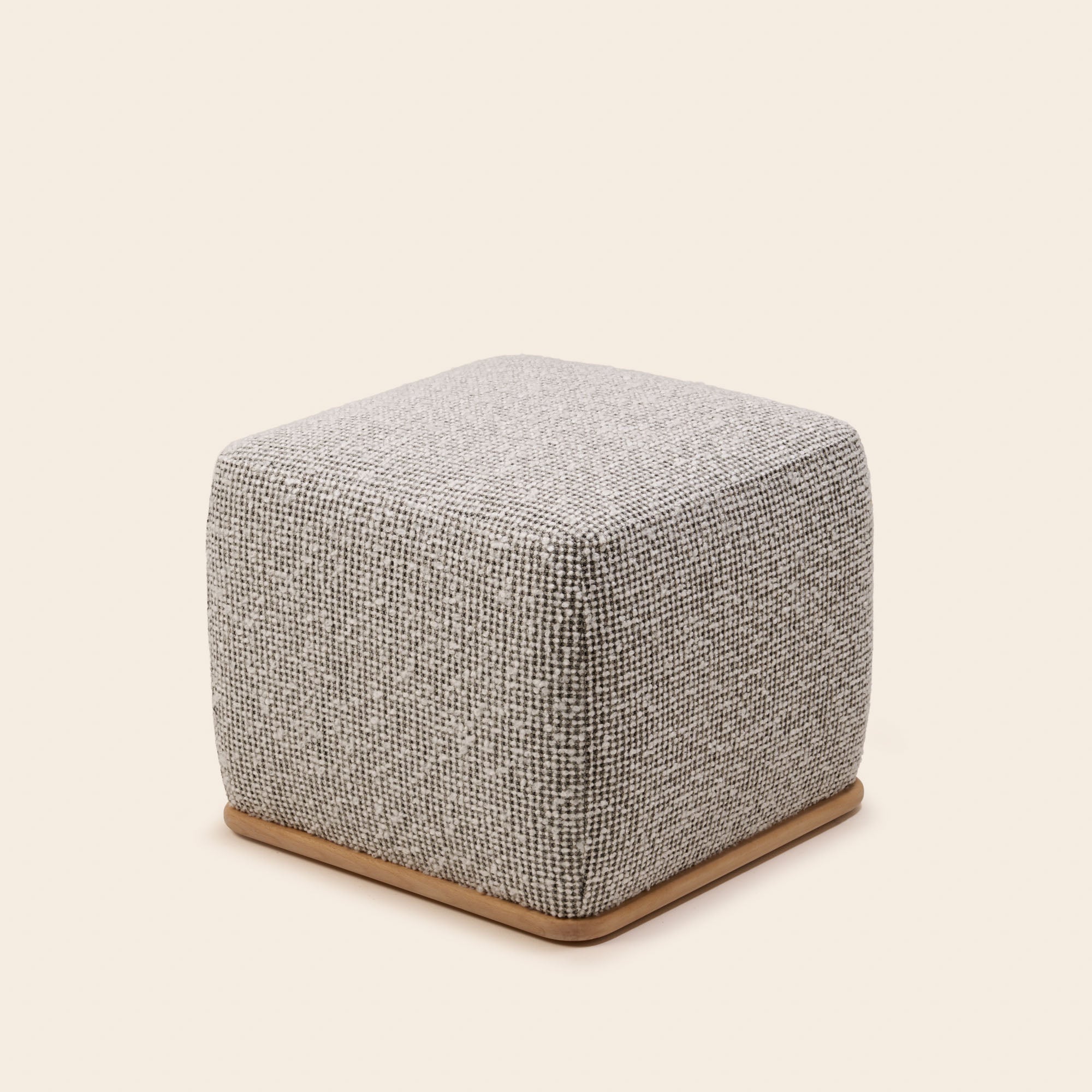 Pouf ARNEL pietro ivoire et noir