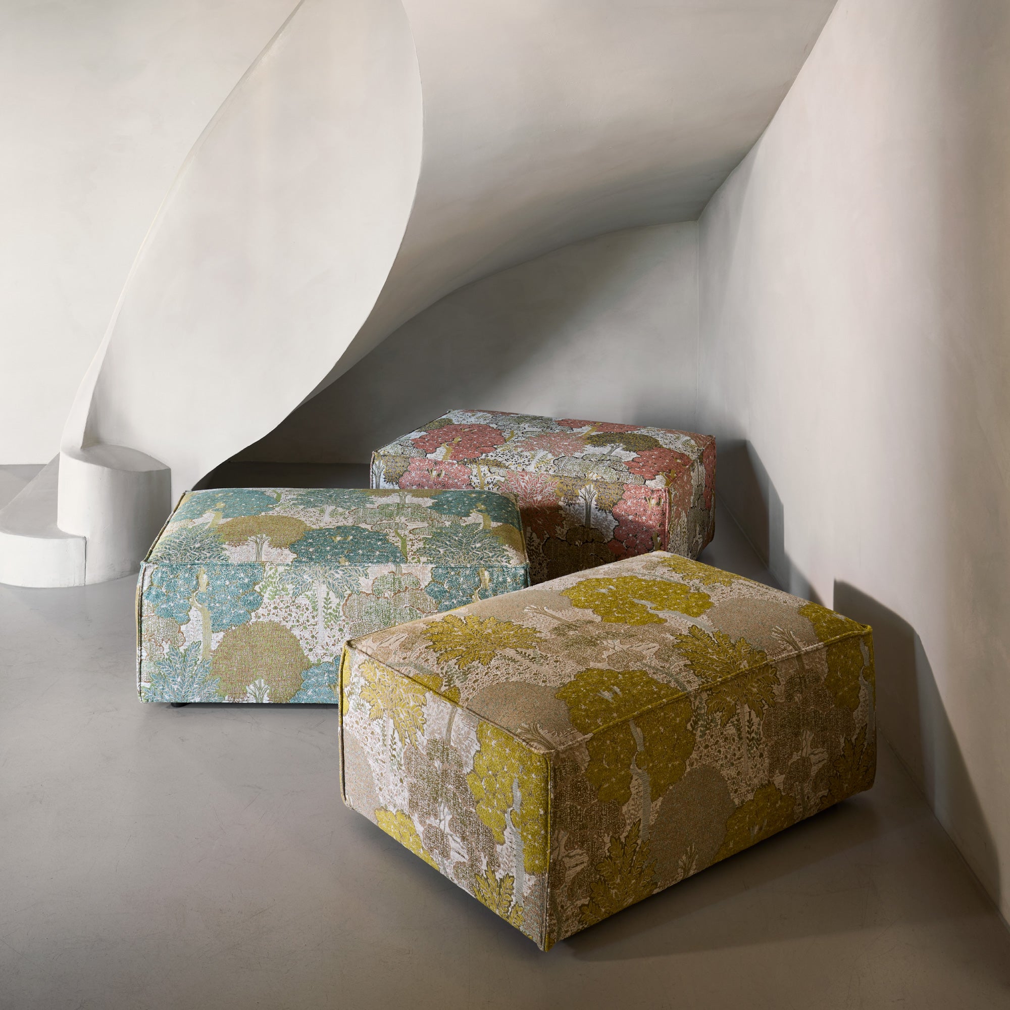 Pouf DYONIS alisia naturel et rose orangé