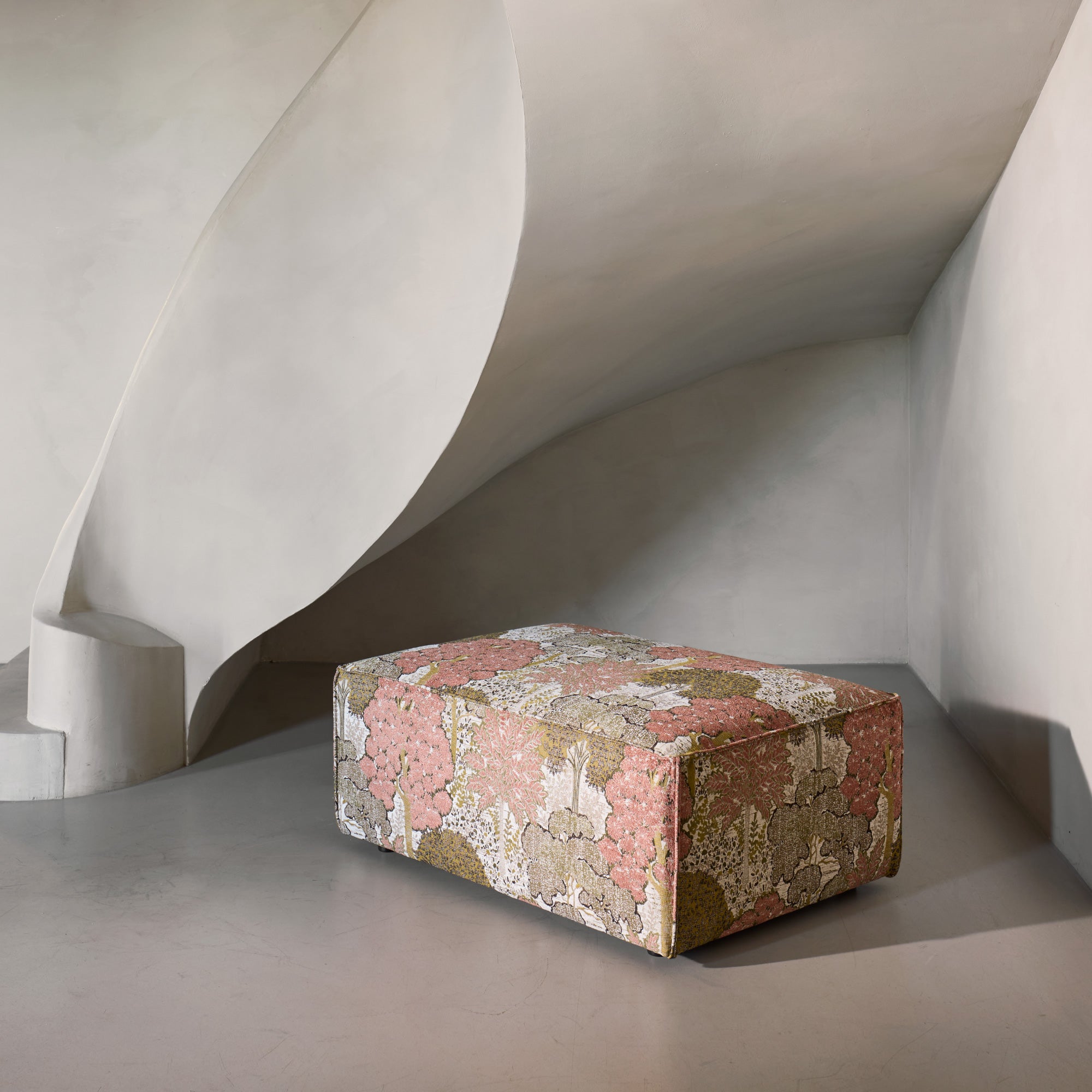 Pouf DYONIS alisia naturel et rose orangé