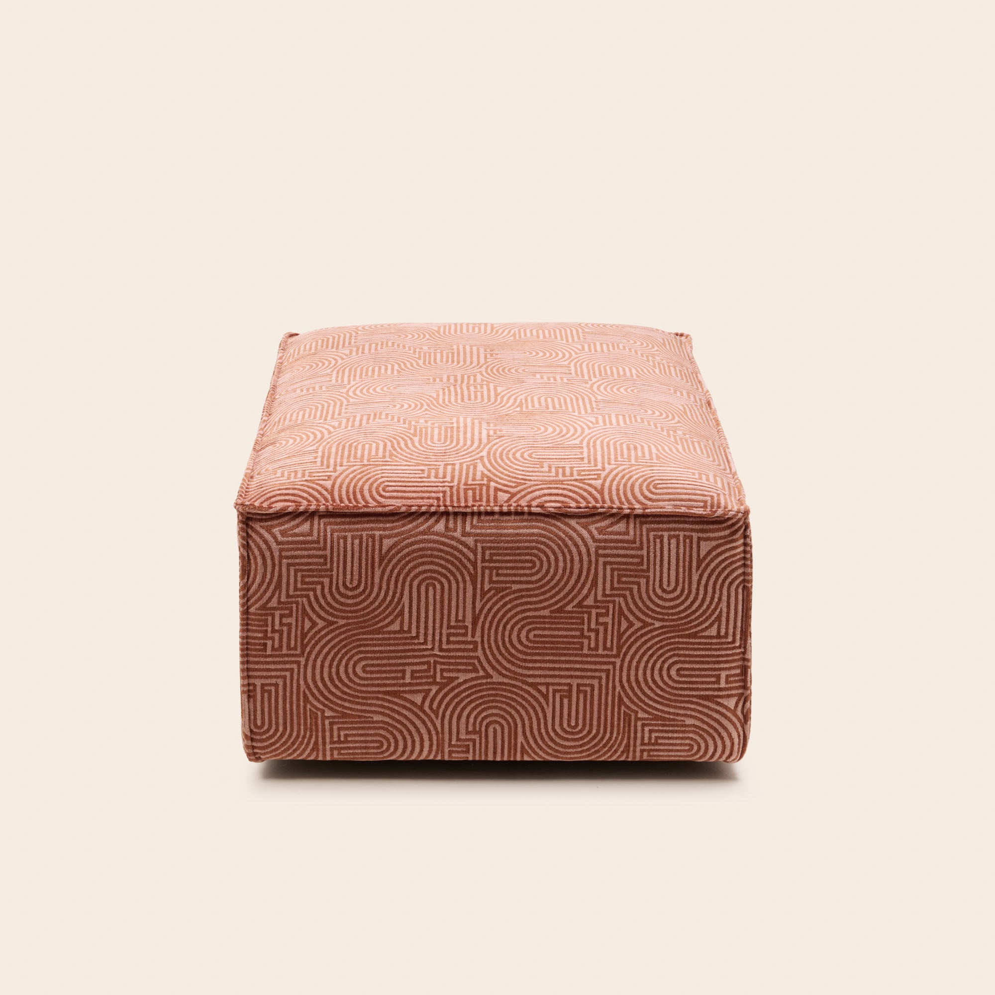 Pouf DYONIS klark rose de pêcher caramel