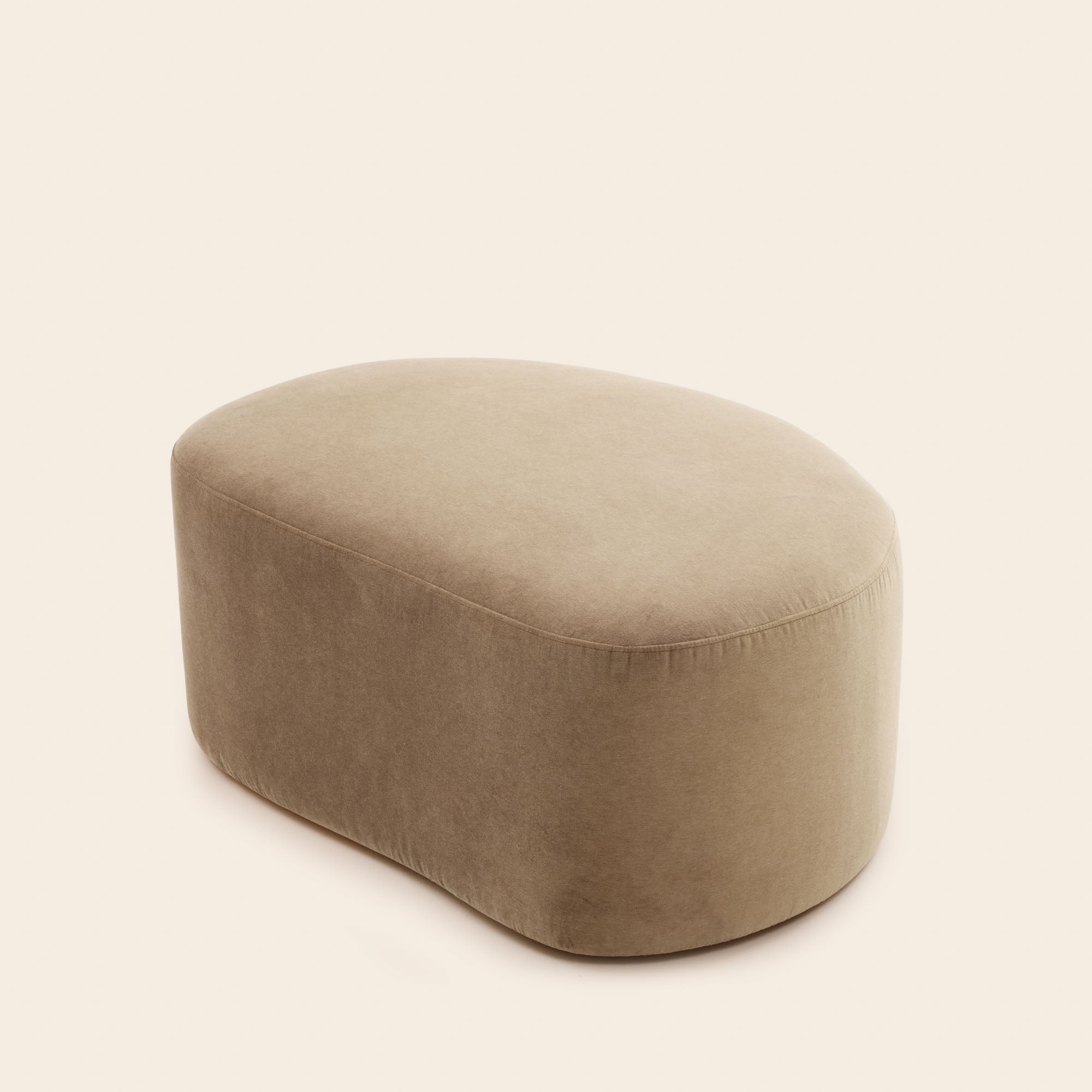 Pouf JULIKA velours beige chaud