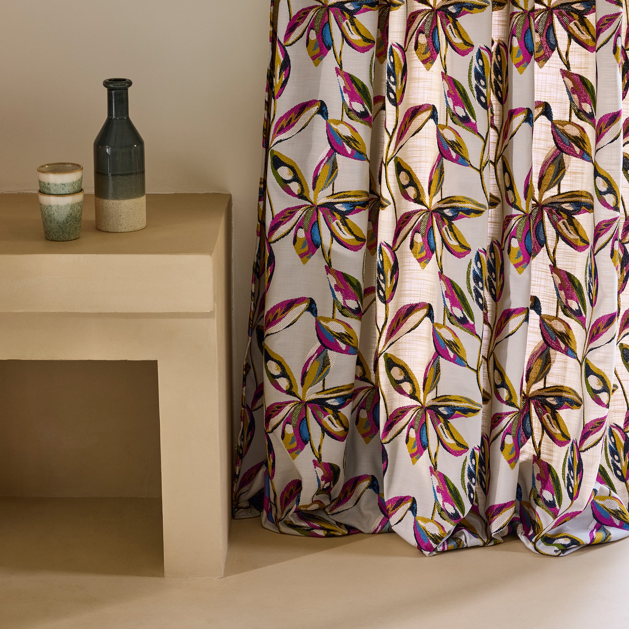 listing_hover | mobile_slider