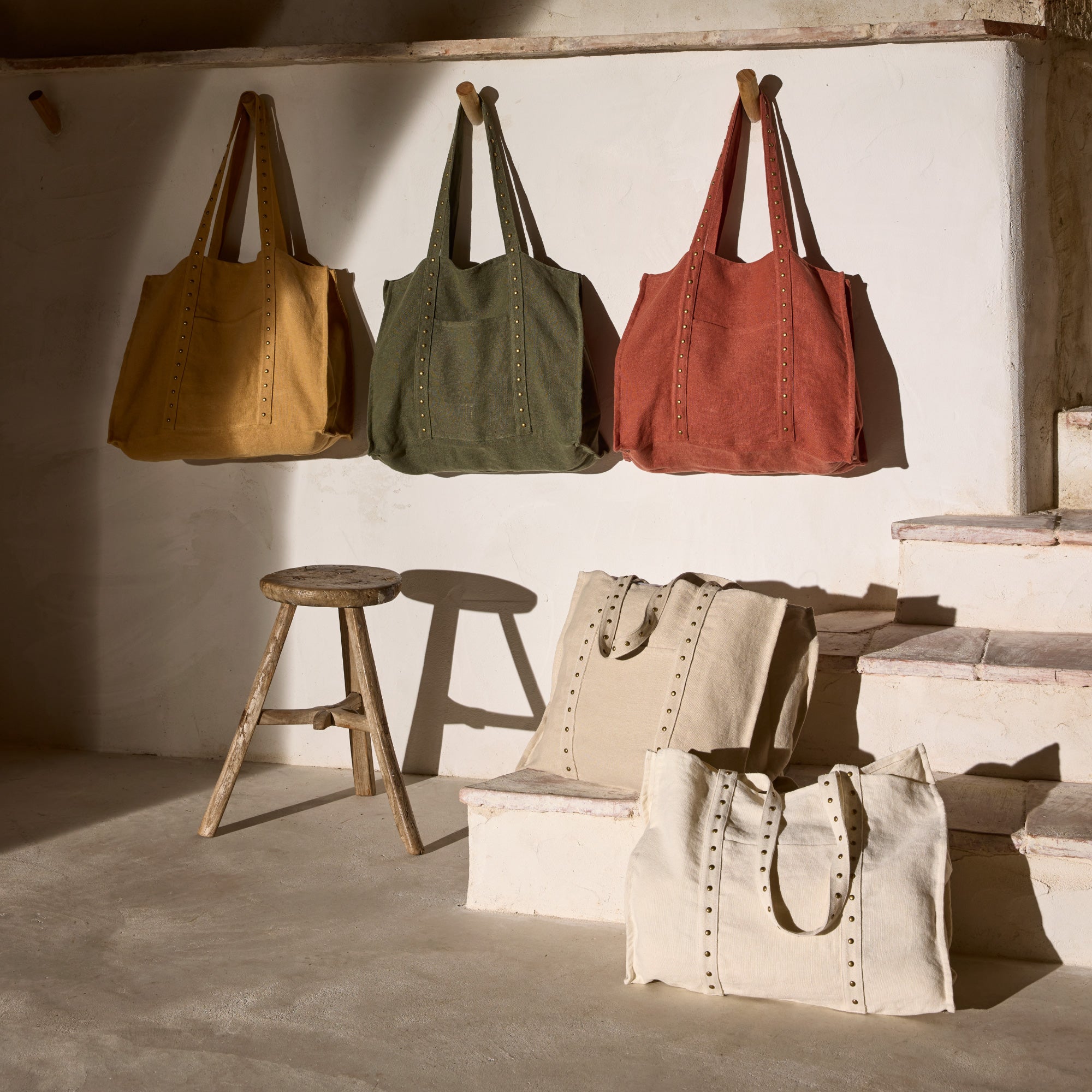 Sac NENIO kaki grisé et clous laiton