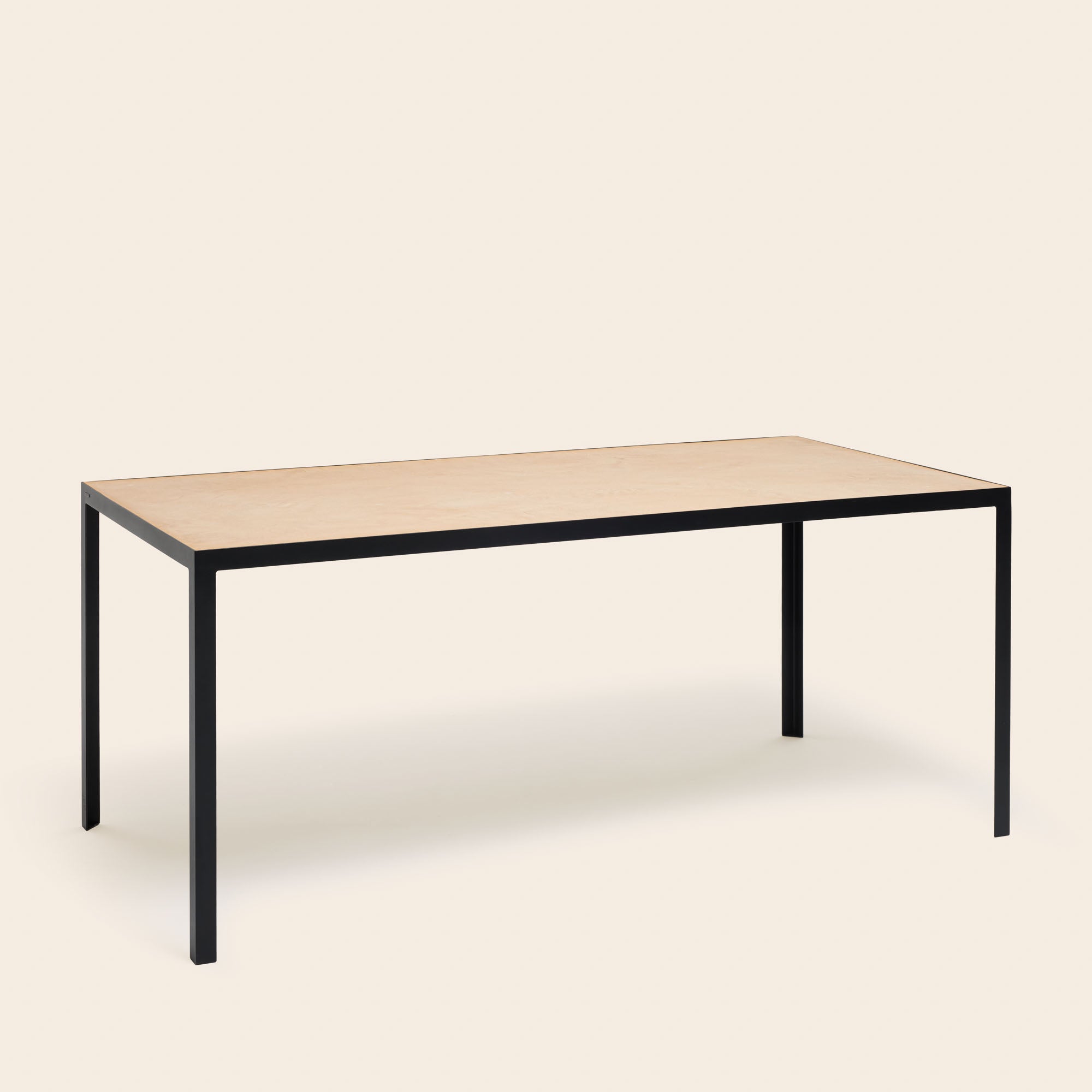 Tavolo da pranzo in metallo beige polvere e nero ORELIA