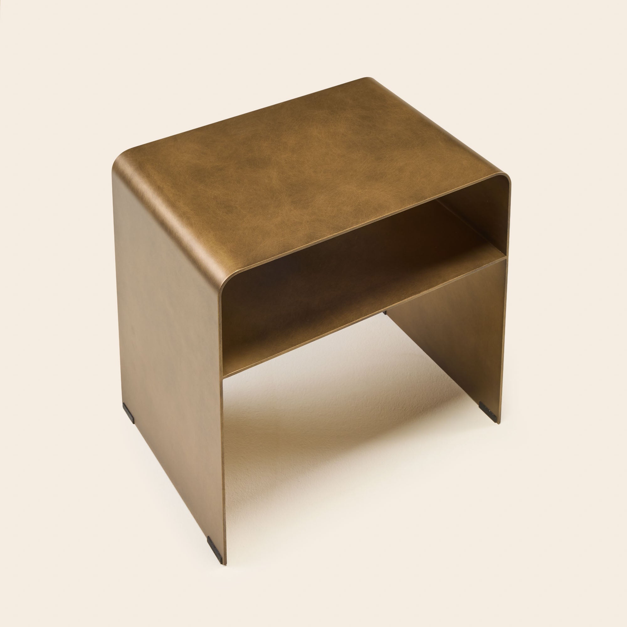 Comodino TALIKA in ottone