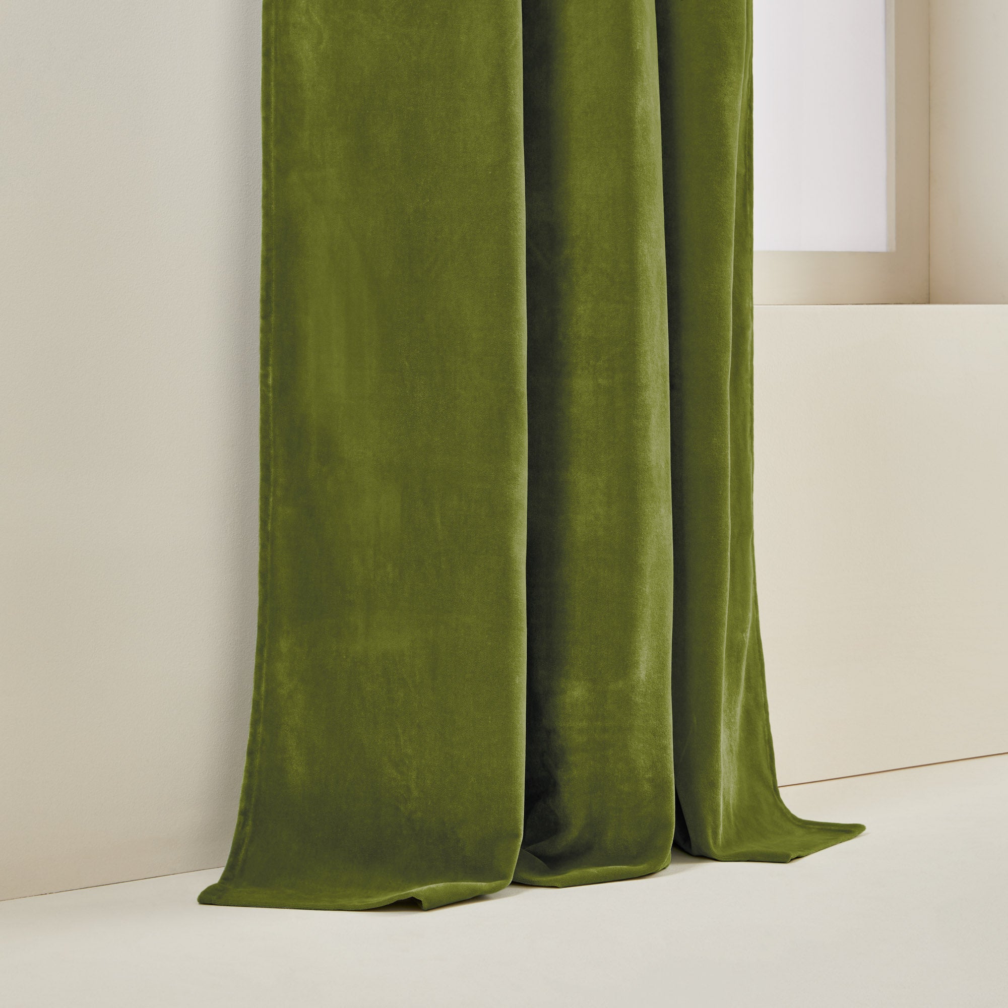 Rideau à oeillets dorés DARIO olivine