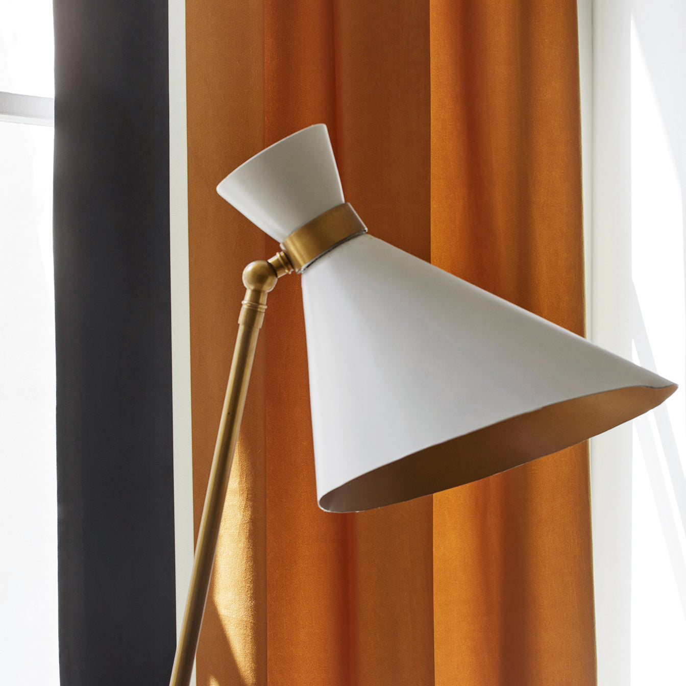 Rideau à oeillets noirs VASCO ocre