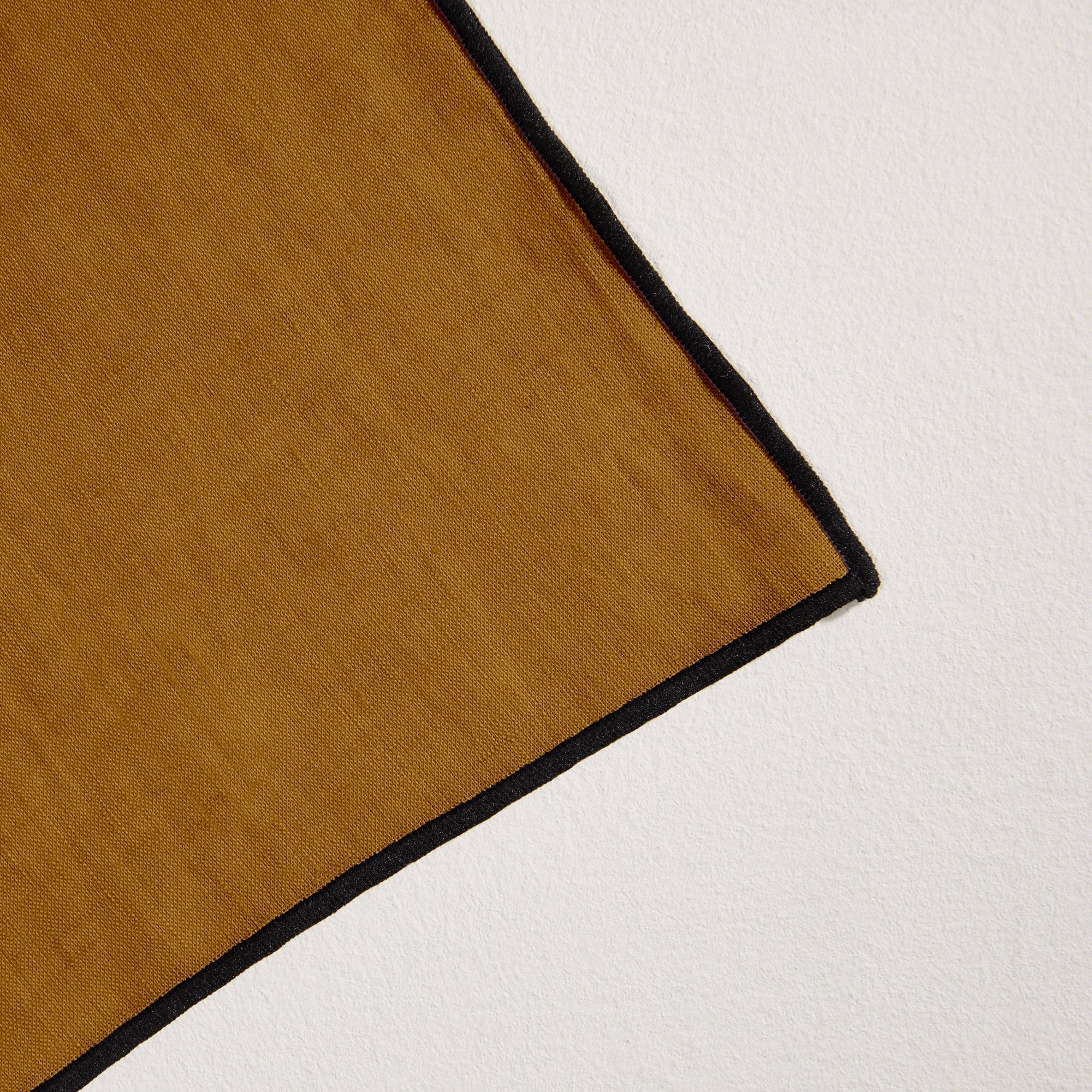 Set de table CARLINA bronze et bourdon noir