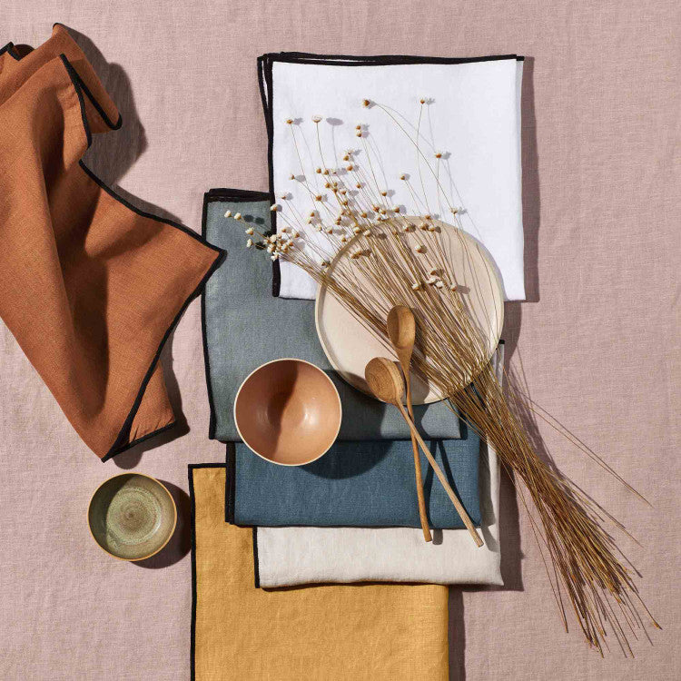 Set de table CARLINA terracotta et bourdon noir